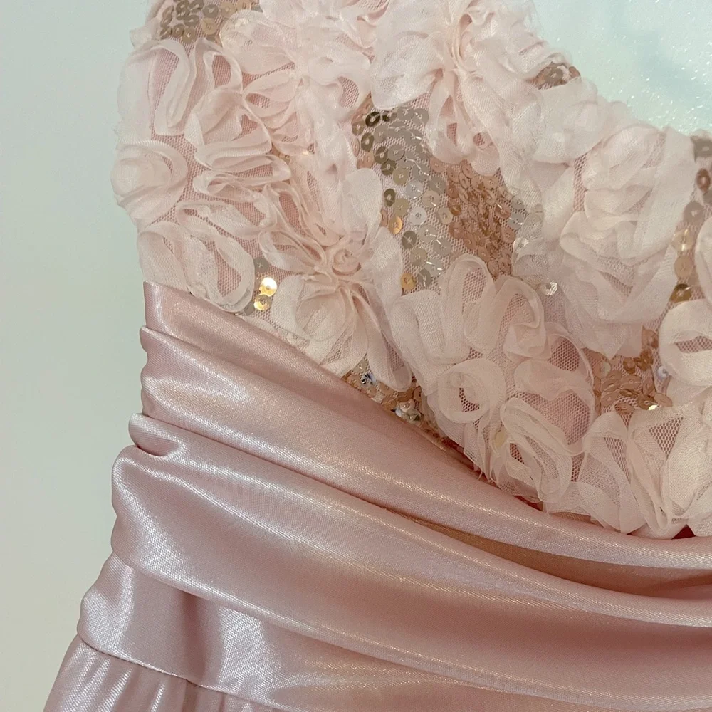 Pink pleated strapless floral gown - Picture 11 of 11